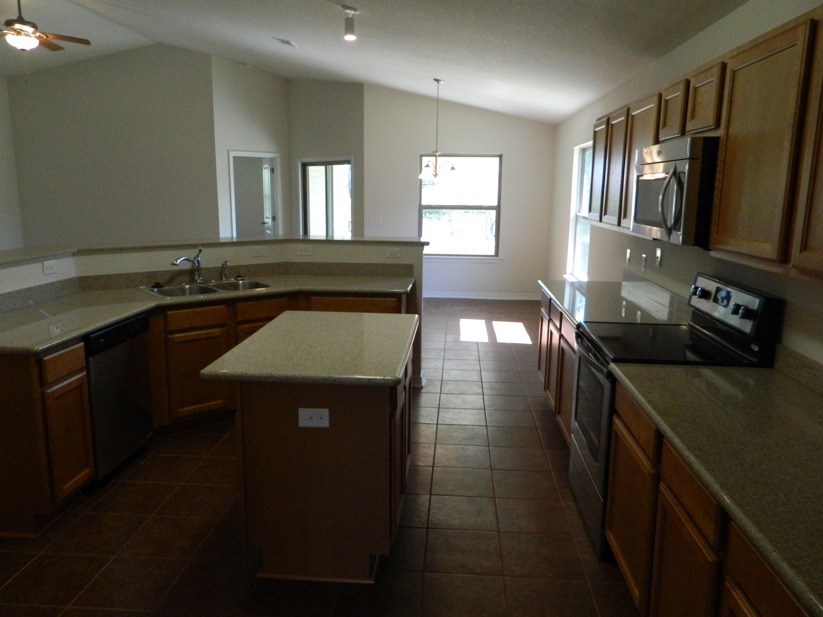 1888 Shannon Road Navarre, FL 32566 - Photo 11 of 37 Gallery Image 11