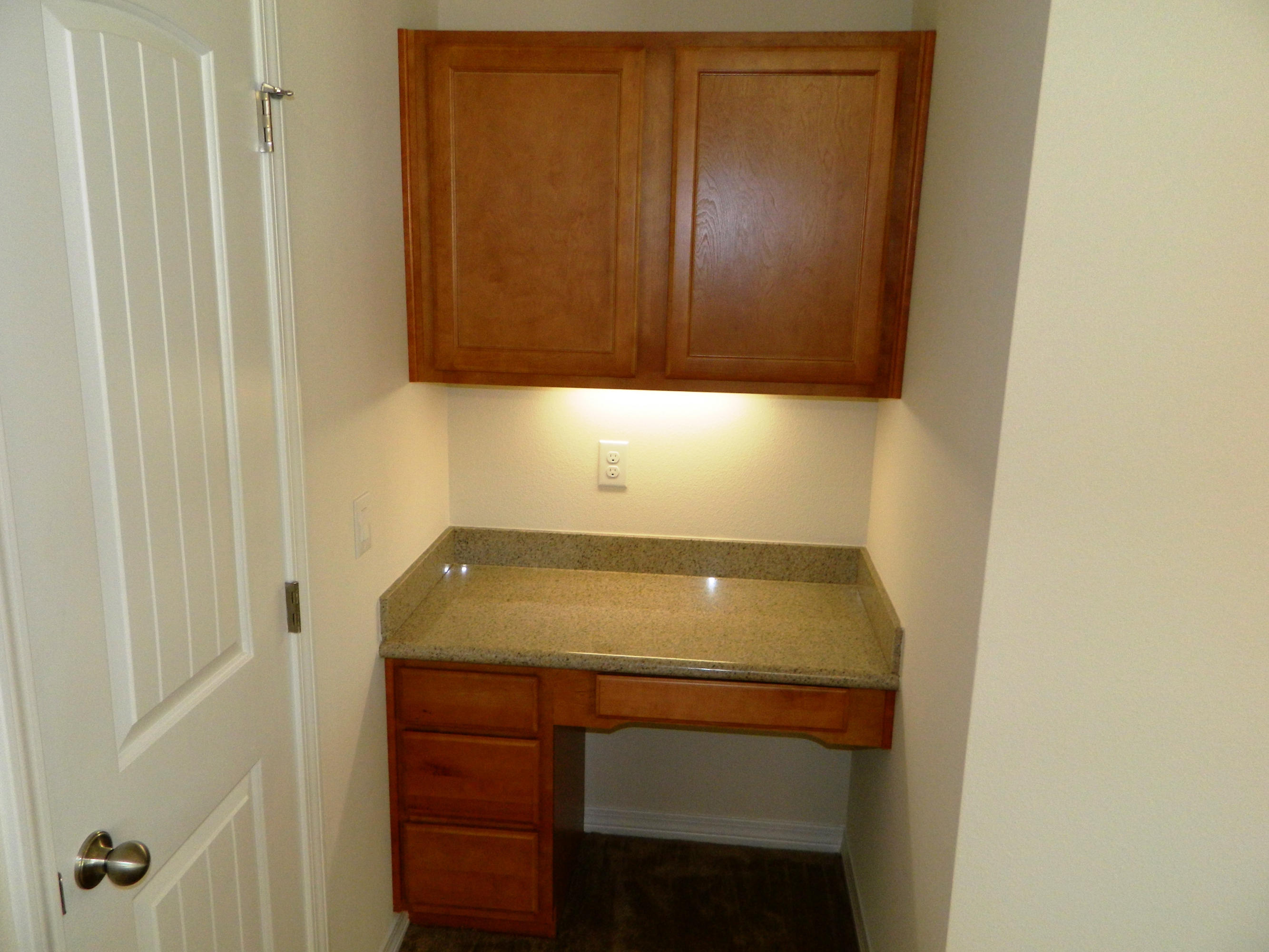 1888 Shannon Road Navarre, FL 32566 - Photo 6 of 37 Gallery Image 6