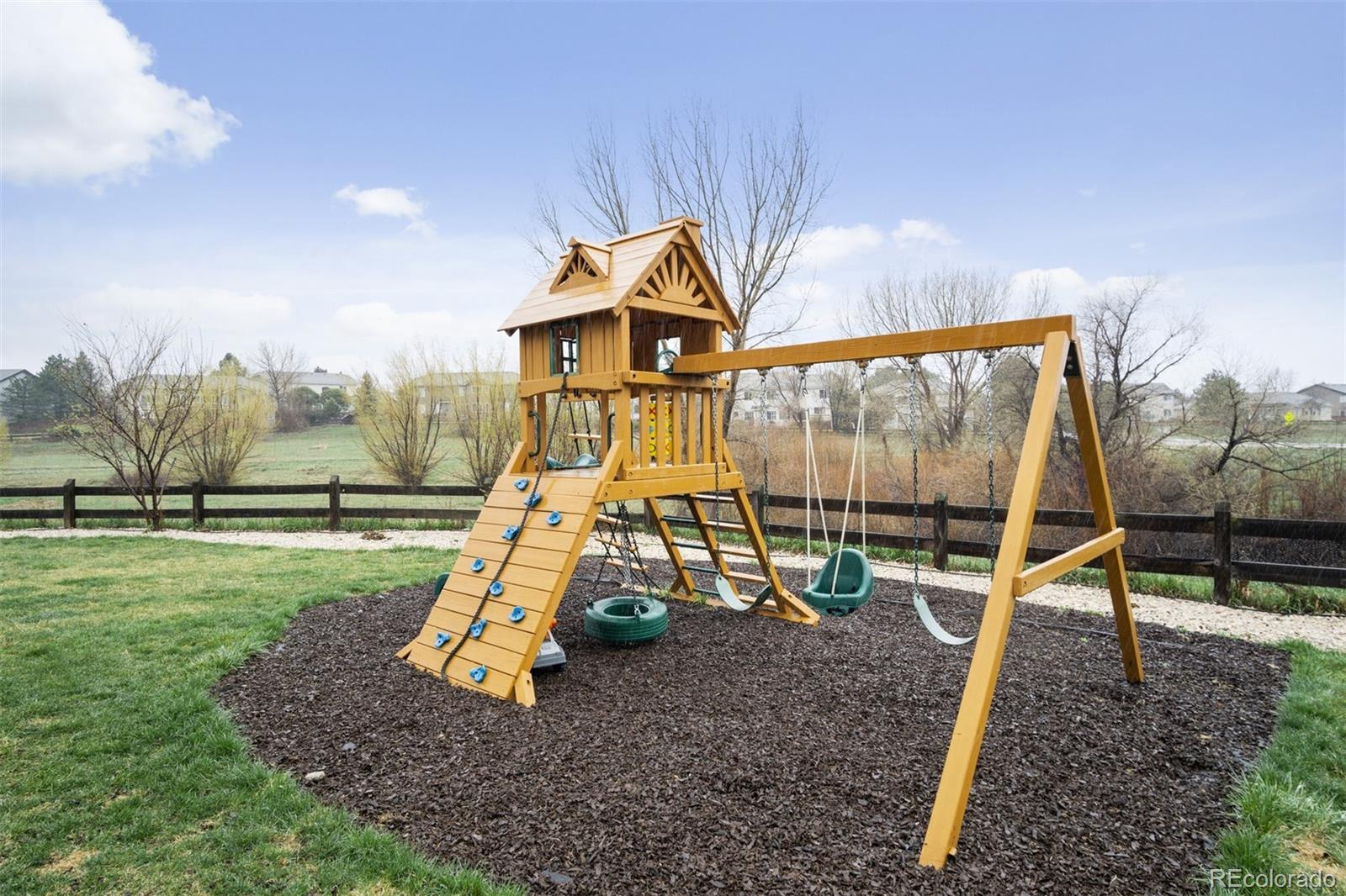 10355 Spring Water Peak Highlands Ranch, CO 80129 - Photo 25 of 30 Gallery Image 25