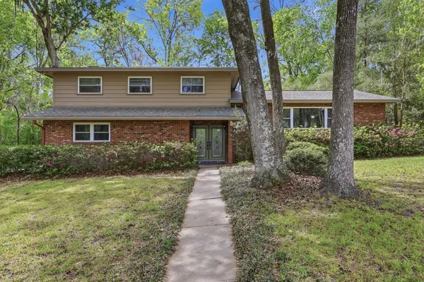 $414,327 | 9235 Northwest 11th Place, Gainesville, FL 32606