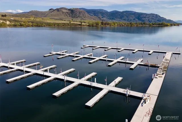 $354,900 | 102 Shenanigan Lane, Oroville, WA 98844