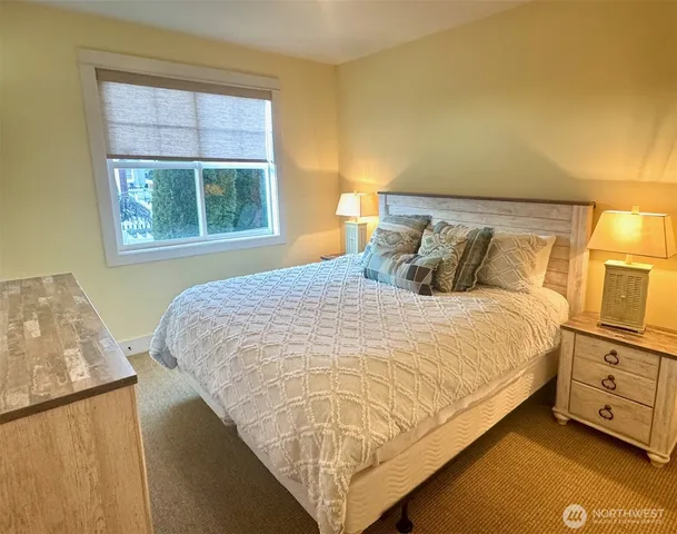 $354,900 | 102 Shenanigan Lane, Oroville, WA 98844