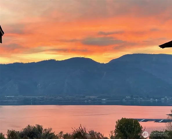 $354,900 | 102 Shenanigan Lane, Oroville, WA 98844