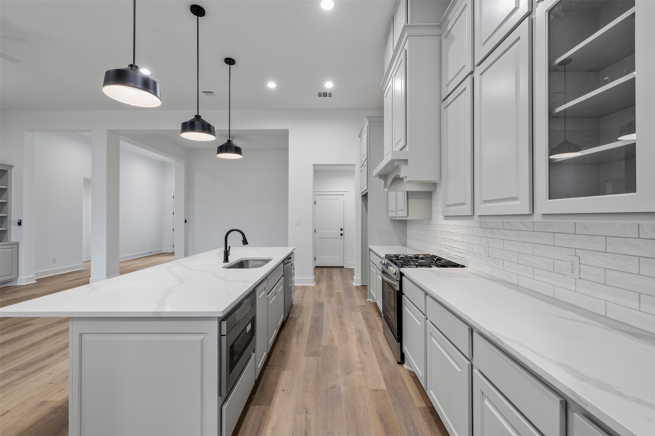 5020 Toscana Loop Bryan, TX 77802 - Photo 18 of 48