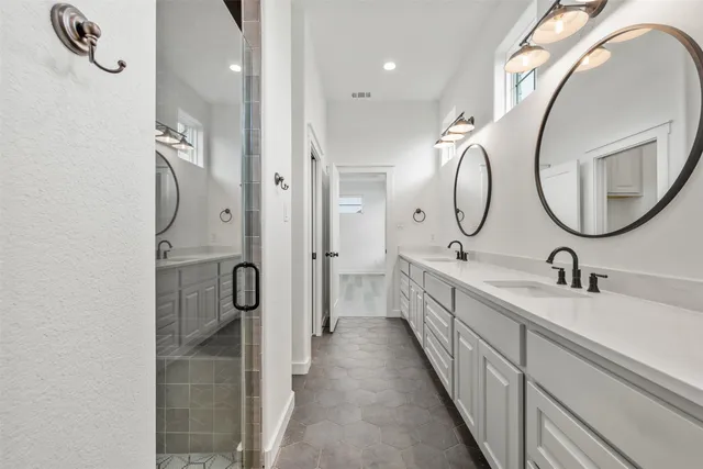 $439,900 | 5020 Toscana Loop, Bryan, TX 77802