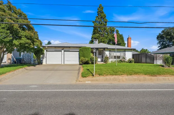 $318,000 | 265 Kaer Avenue, Red Bluff, CA 96080