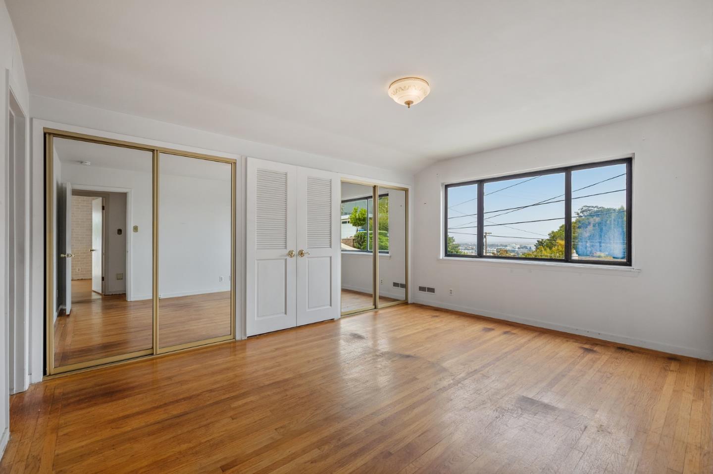 408 Middle Road Belmont, CA 94002 - Photo 24 of 43 Gallery Image 24