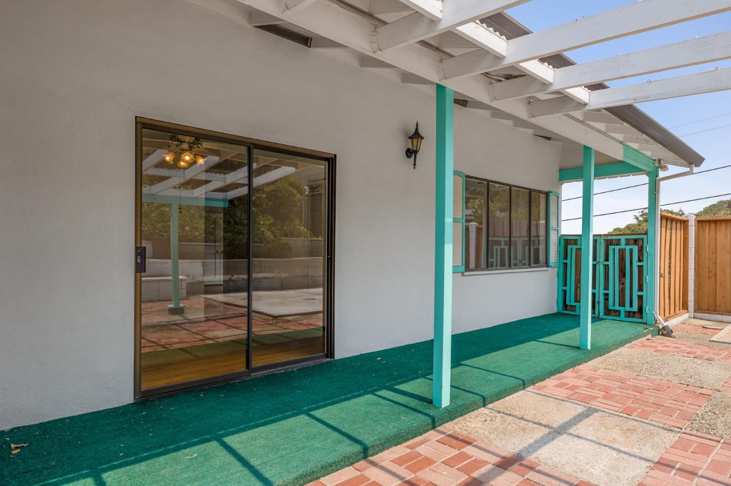 408 Middle Road Belmont, CA 94002 - Photo 33 of 43 Gallery Image 33
