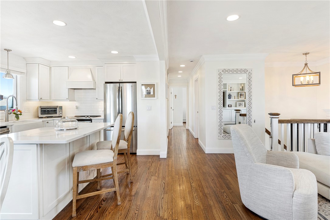 6 Jenkins Street Bristol, RI 02809 - Photo 15 of 36
