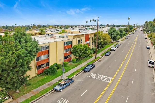 $635,000 | 6225 Coldwater Canyon Avenue, Unit 104, Los Angeles, CA 91606