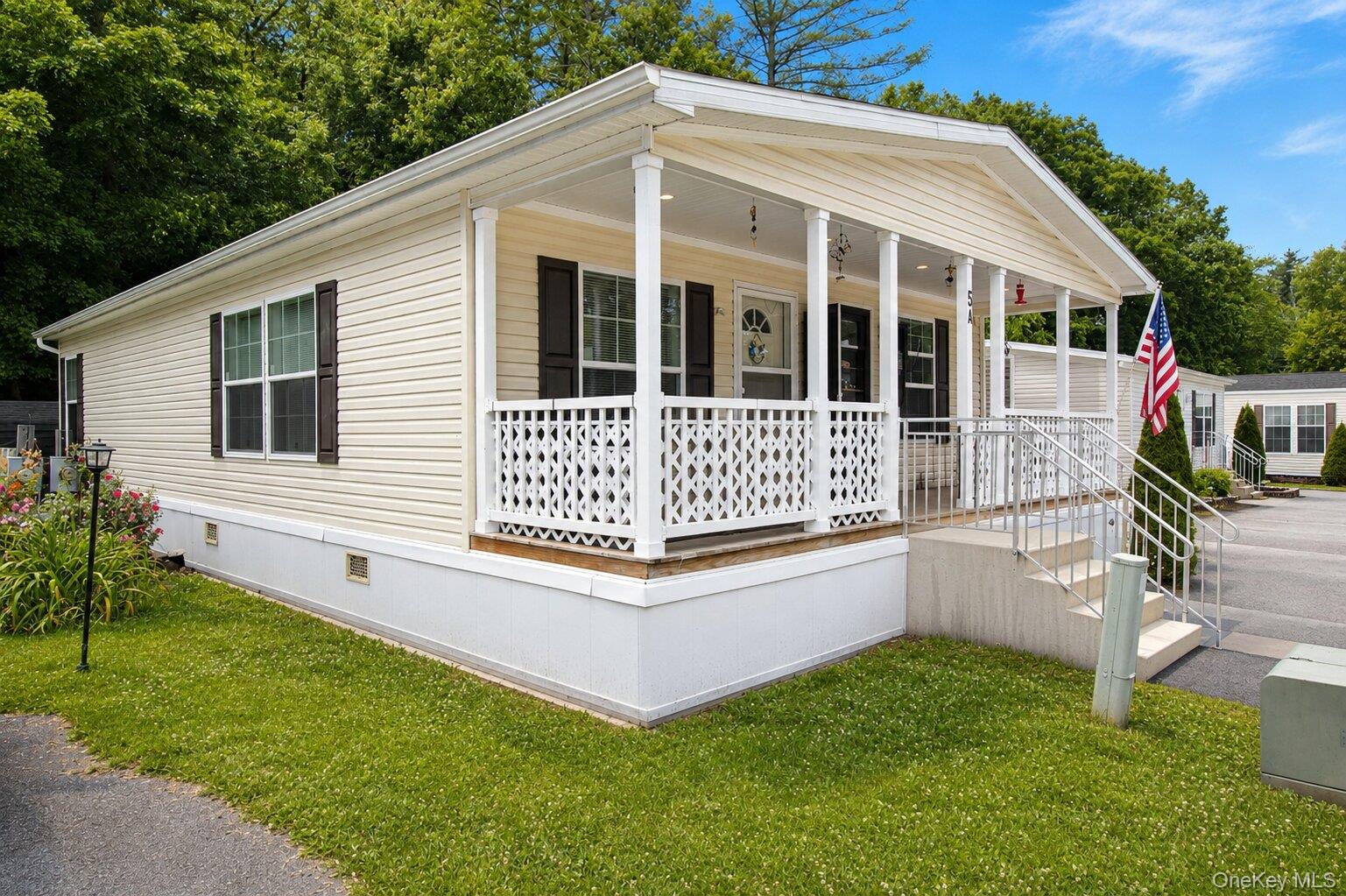 575 Creek Road, Unit 5A Poughkeepsie, NY 12601 - Photo 7 of 28