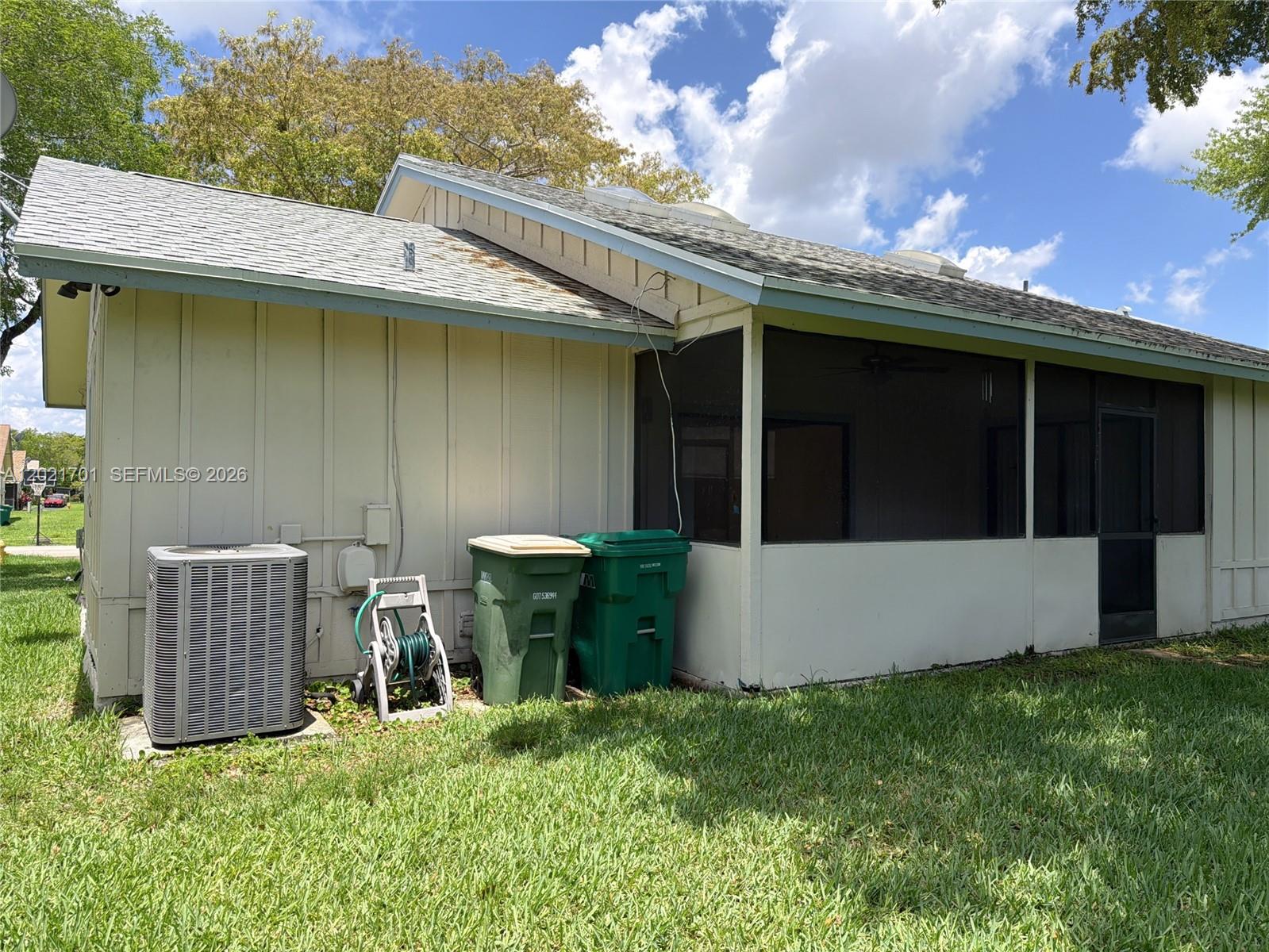 6014 Northwest 78th Way Tamarac, FL 33321 - Photo 6 of 19