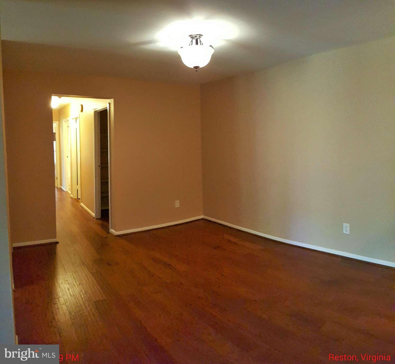 11216 Chestnut Grove Square, Unit 117 Reston, VA 20190 - Photo 3 of 22 Dining Room