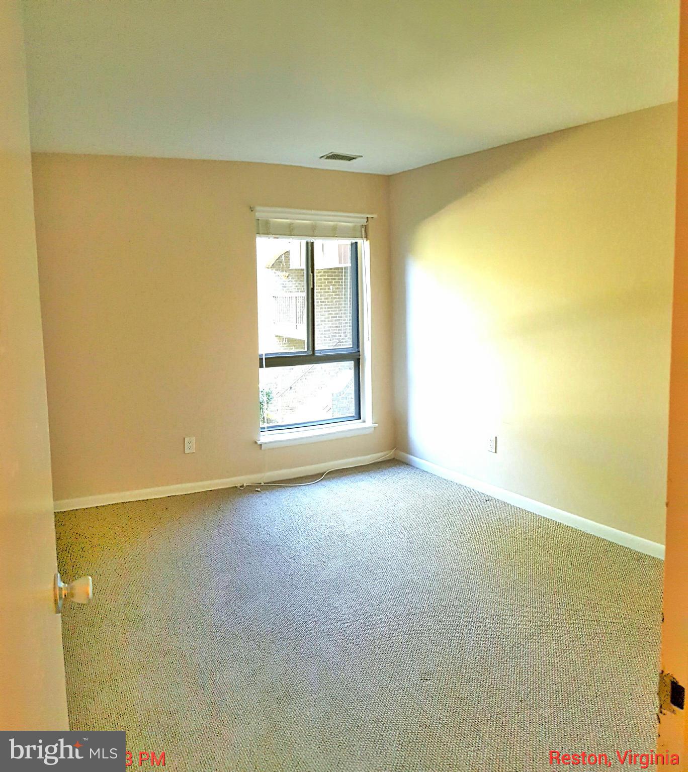 11216 Chestnut Grove Square, Unit 117 Reston, VA 20190 - Photo 10 of 22 Bedroom