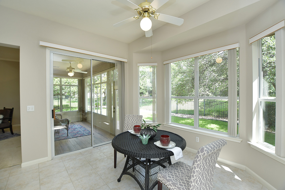 114 Lone Star Drive Georgetown, TX 78633 - Photo 16 of 30 Added charm in the breakfast area is its bay window.