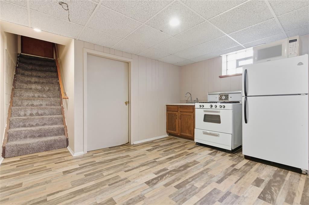 2354 Ritchie Street Aliquippa, PA 15001 - Photo 25 of 43 a utility room with washer and dryer