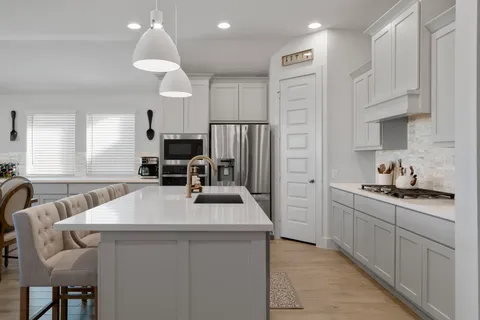 $559,000 | 142 Palo Pinto Bend, Bastrop, TX 78602