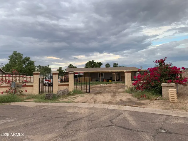 $3,000 | 2636 East Tonto Lane, Phoenix, AZ 85050