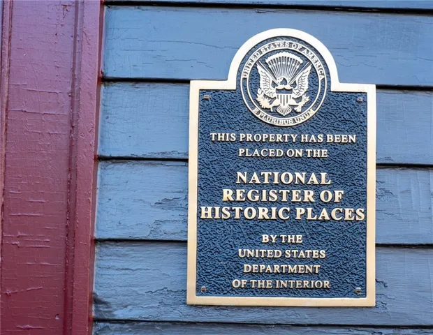 $754,000 | 1724 S Road, South Kingstown, RI 02881