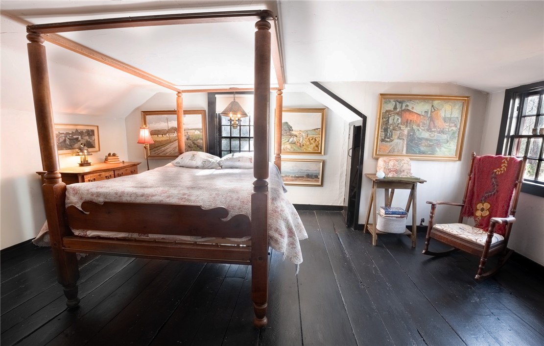 1724 S Road South Kingstown, RI 02881 - Photo 22 of 36