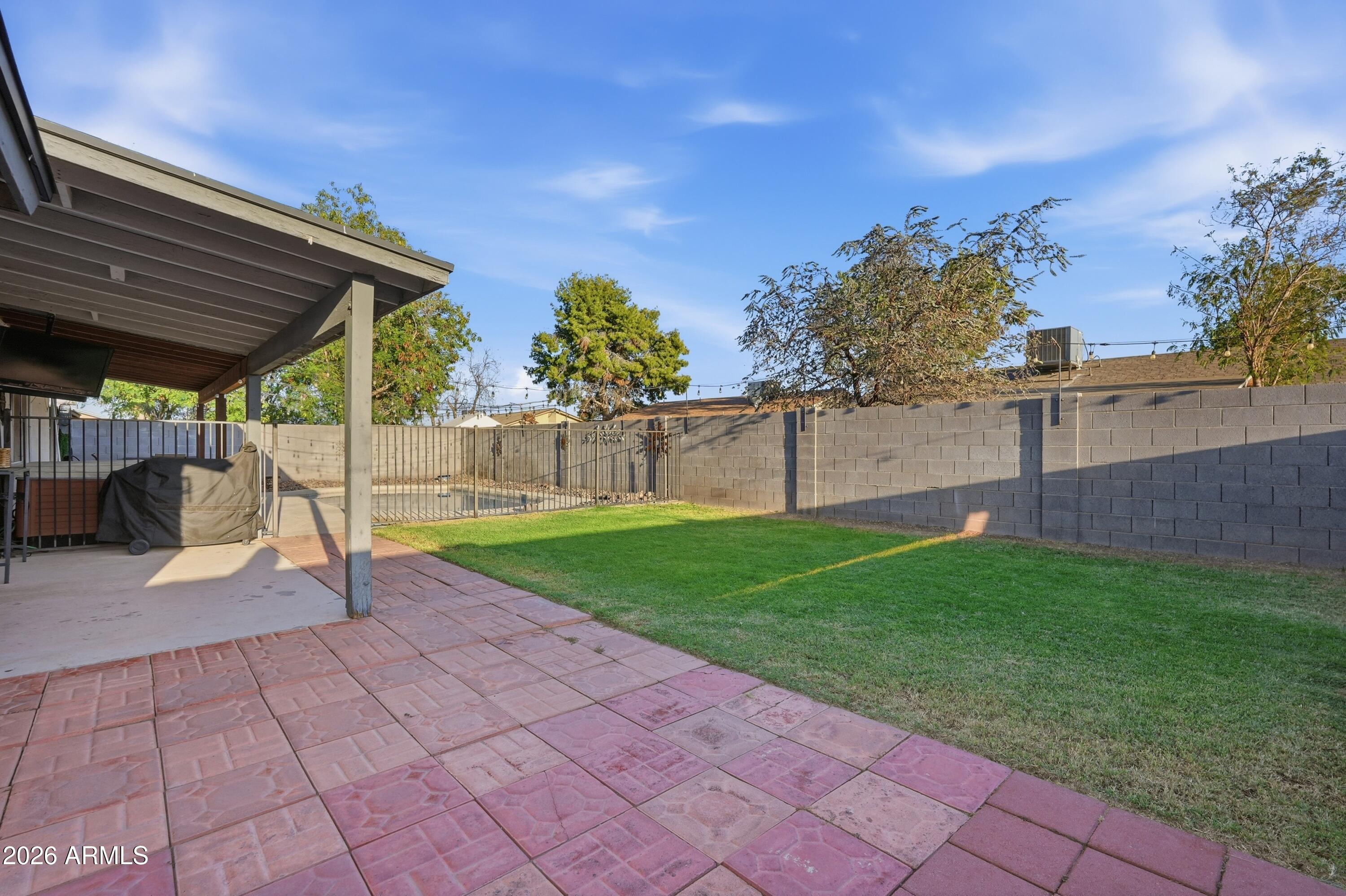 11113 West Roma Avenue Phoenix, AZ 85037 - Photo 31 of 65 036_ListerPros