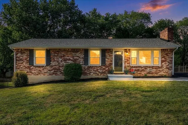 $283,500 | 5433 Lamplighter Drive, Roanoke, VA 24019