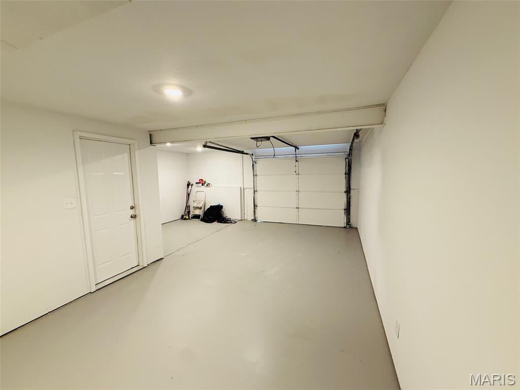 23 Islander Drive Brighton, IL 62012 - Photo 15 of 17