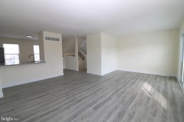 $1,600 | 14 Starboard Court, Unit 4, Dover, DE 19901