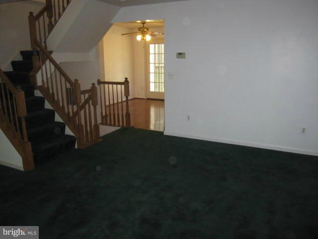 5987 Edgehill Court Alexandria, VA 22303 - Photo 6 of 21 Interior (General)