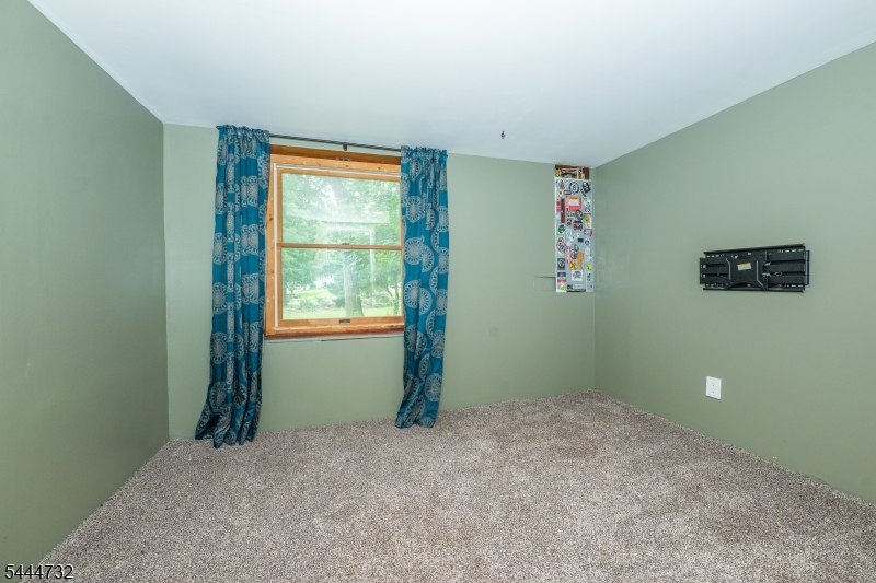 89 Moraine Road Morris Plains, NJ 07950 - Photo 27 of 48
