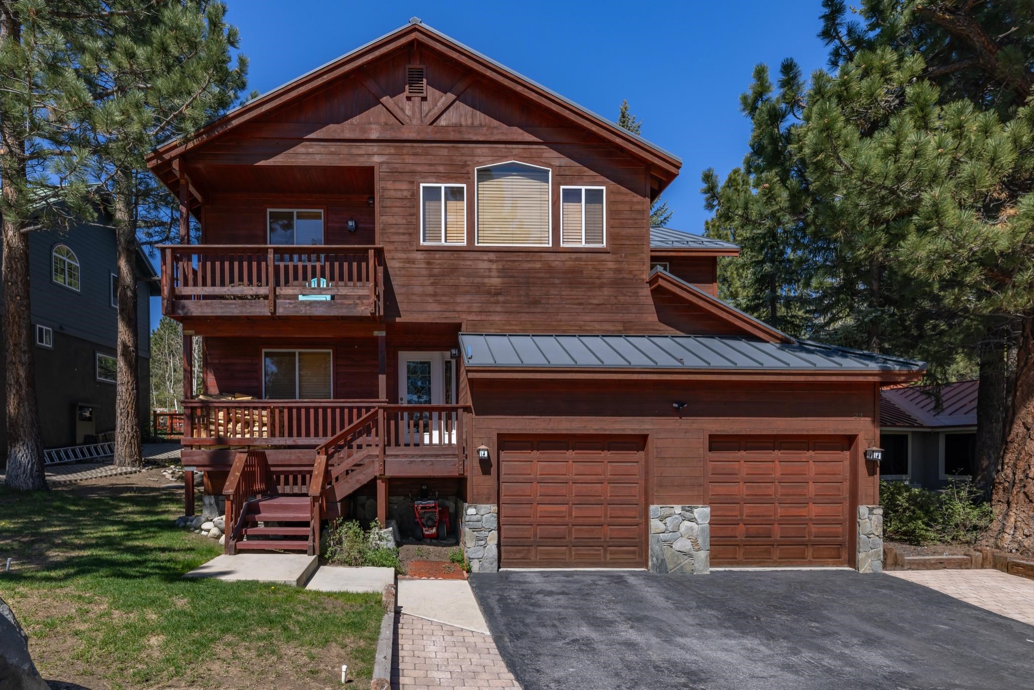 23 Trails End Road Mammoth Lakes, CA 93546 - Photo 1 of 50 a front view of a house with garden