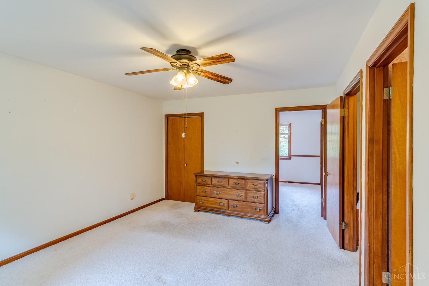 6975 Lawyer Road Cincinnati, OH 45244 - Photo 20 of 38 Gallery Image 20