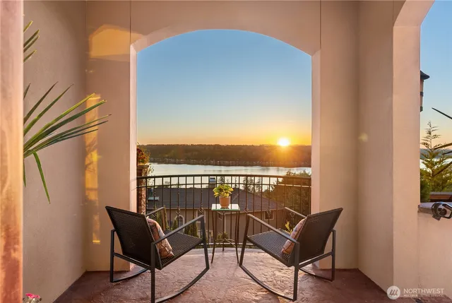 $3,295,000 | 20619 Northeast 16th Street, Sammamish, WA 98074