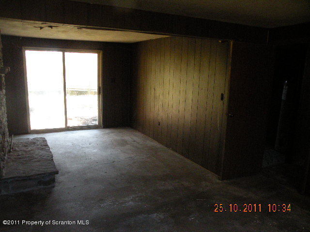 2136 Ross Road Dalton, PA 18414 - Photo 9 of 9 a view of empty room with window