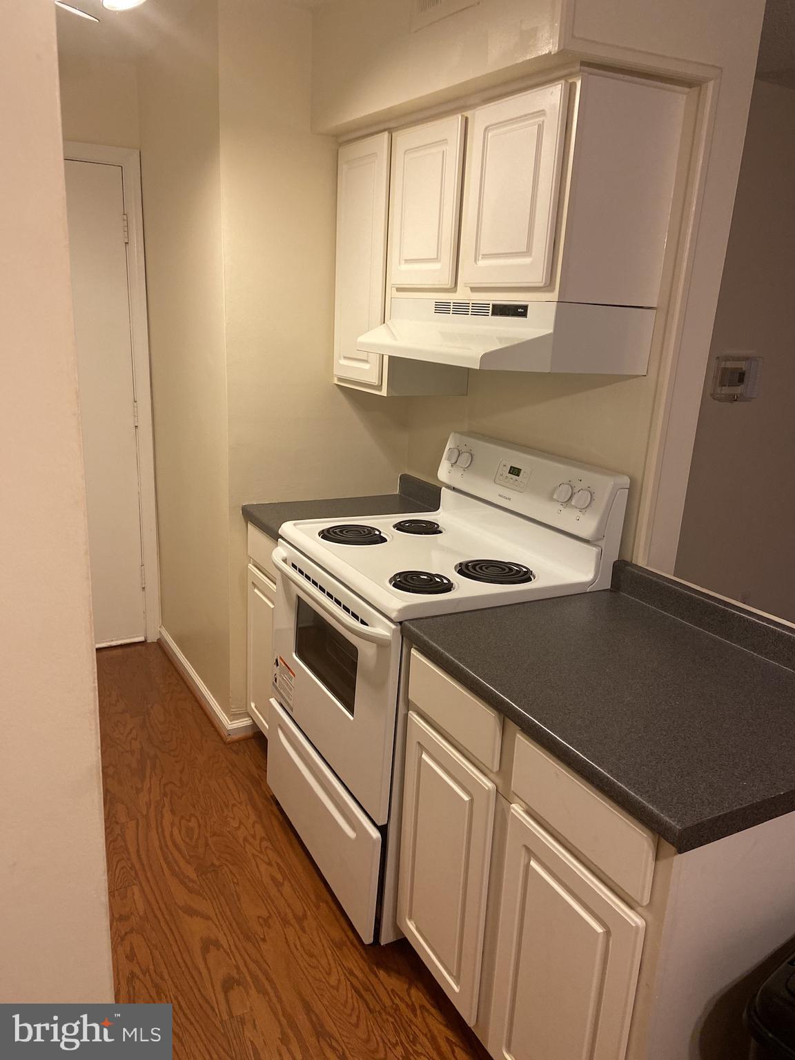 5907L Kingsford Road, Unit K Springfield, VA 22152 - Photo 4 of 10