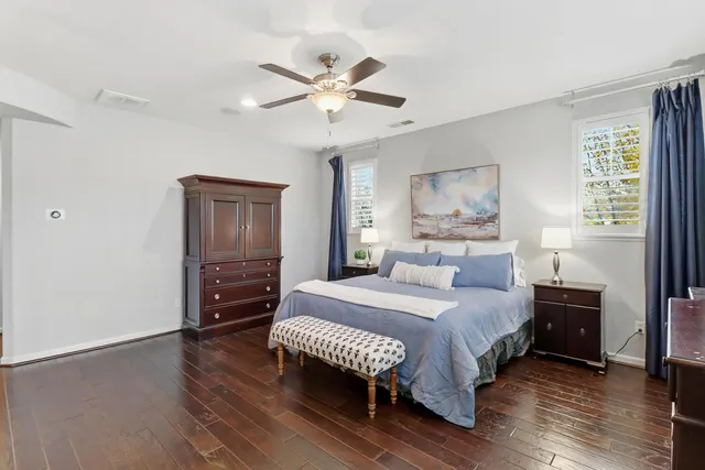 a en suite bathroom with a sink and a mirror