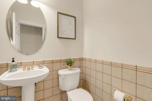 $2,175,000 | 6238 Linway Terrace, McLean, VA 22101