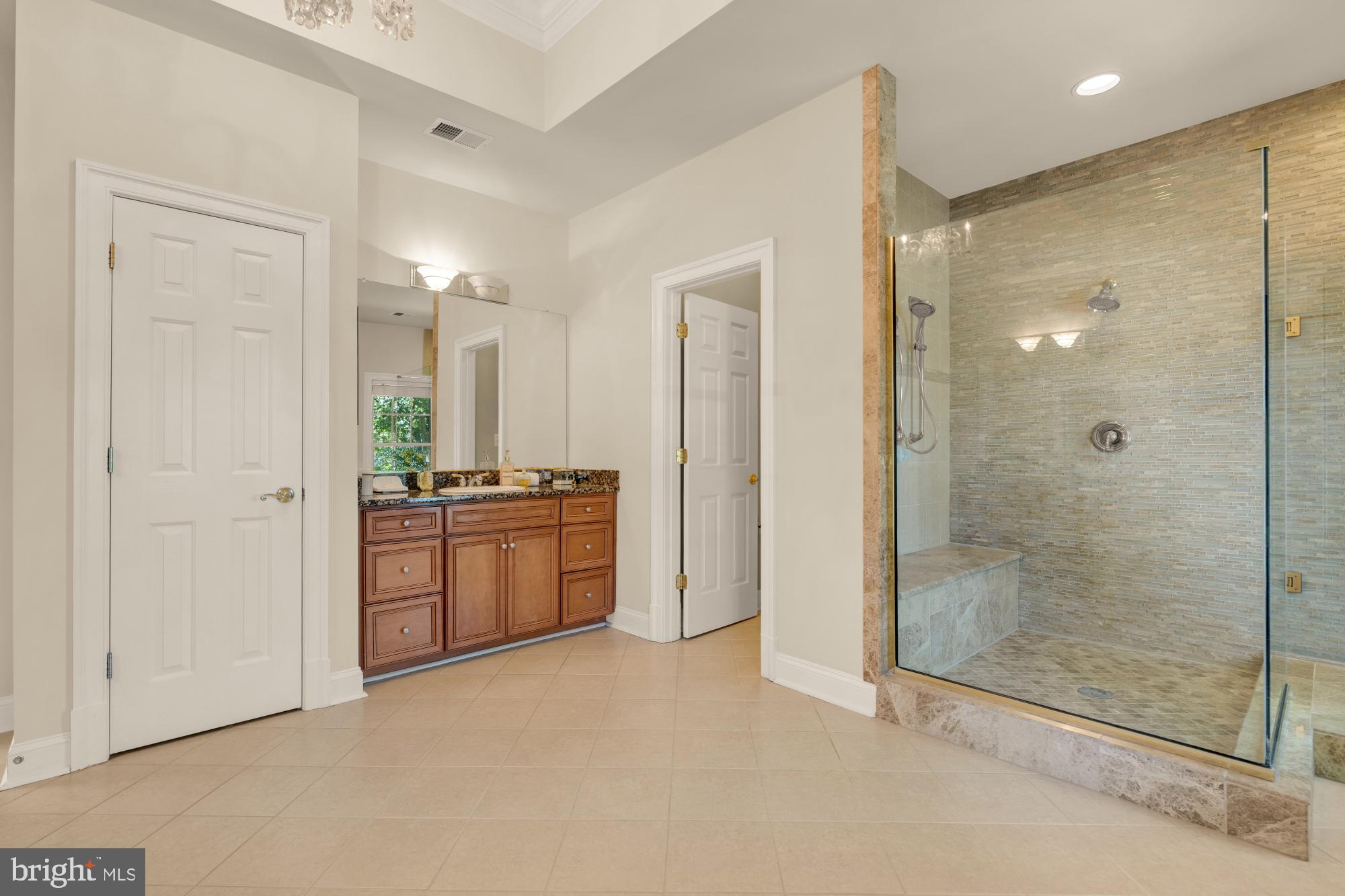 6238 Linway Terrace McLean, VA 22101 - Photo 38 of 90