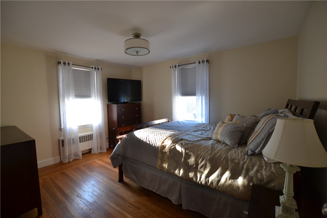 11 Fielding Road Cranston, RI 02910 - Photo 17 of 32 Spacious Bedroom w/ Hardwood Floors