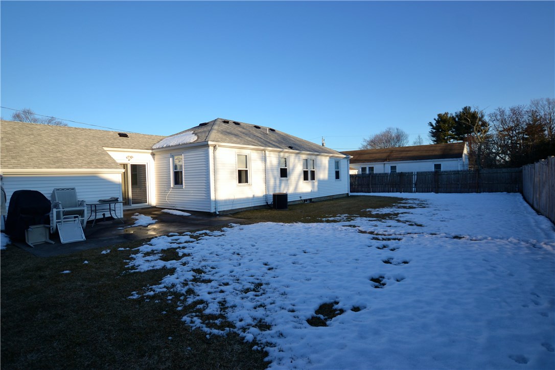11 Fielding Road Cranston, RI 02910 - Photo 3 of 32 Large Fenced Back Yard