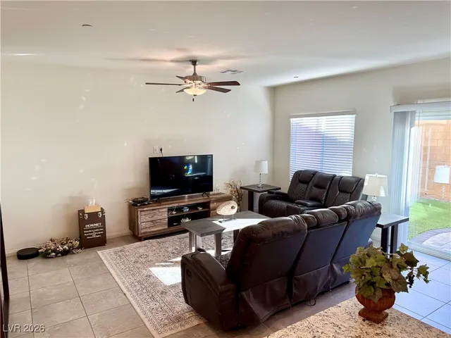 $2,295 | 10939 Cheshire Woods Avenue, Las Vegas, NV 89166