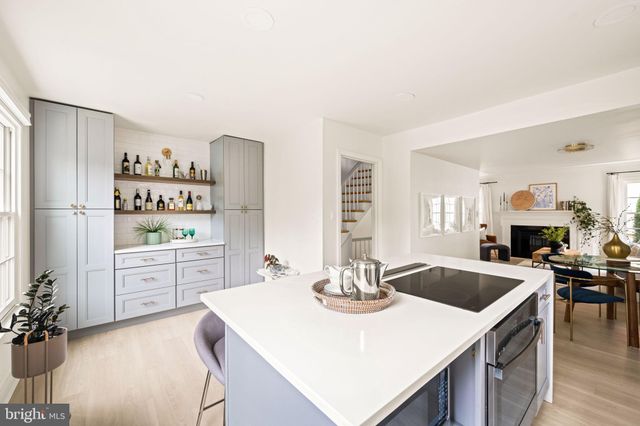 $1,295,000 | 621 South St Asaph Street, Alexandria, VA 22314