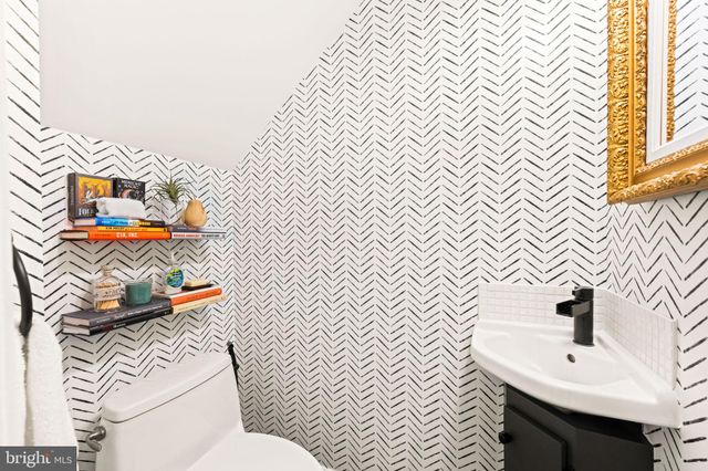 $1,295,000 | 621 South St Asaph Street, Alexandria, VA 22314