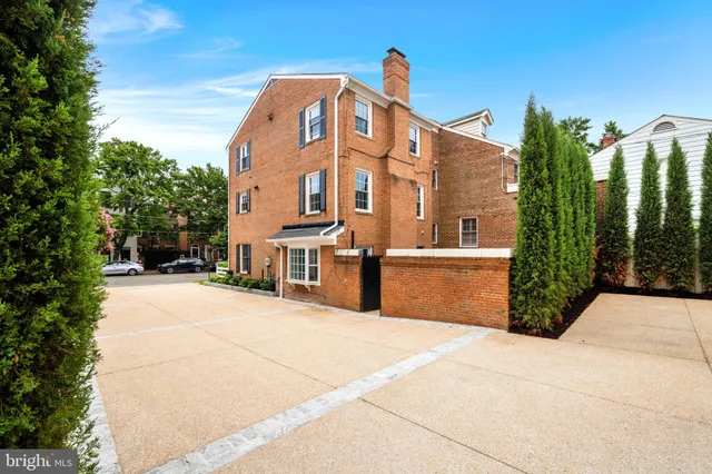 $1,375,000 | 621 South St Asaph Street, Alexandria, VA 22314