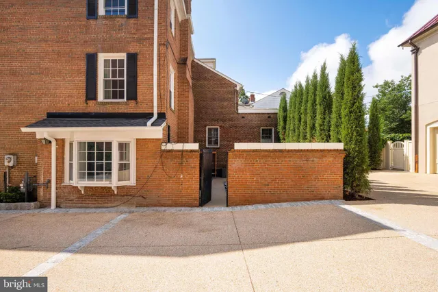 $1,375,000 | 621 South St Asaph Street, Alexandria, VA 22314