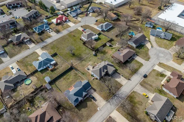 $375,000 | 218 Hillside Court, Lebanon, MO 65536