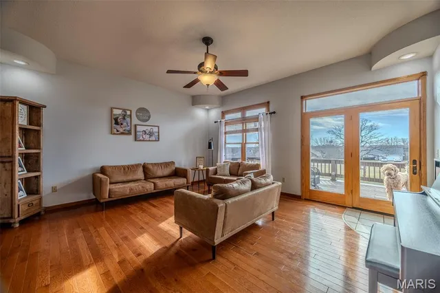 $375,000 | 218 Hillside Court, Lebanon, MO 65536