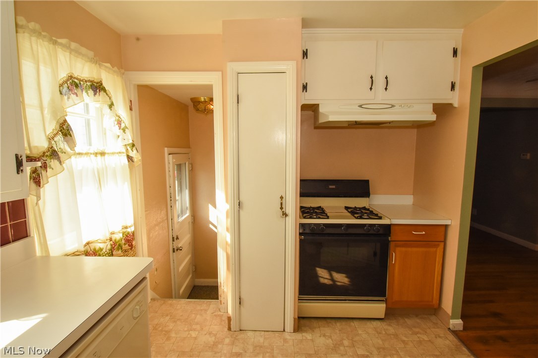 4190 Verona Road Cleveland, OH 44121 - Photo 13 of 29
