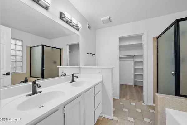 $559,000 | 1405 North Jamaica Way, Gilbert, AZ 85234