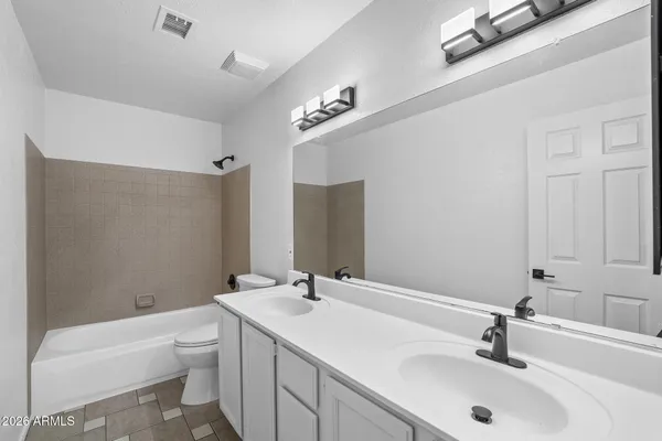 $559,000 | 1405 North Jamaica Way, Gilbert, AZ 85234